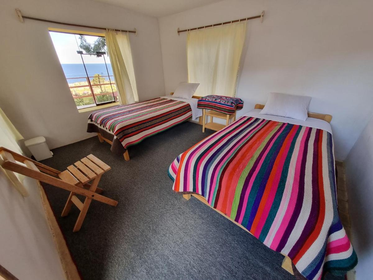 Inca - Amantani Lodge *